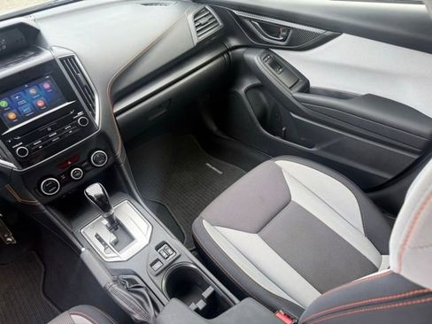 Used 2020 Subaru Crosstrek 2.0i Premium image 10