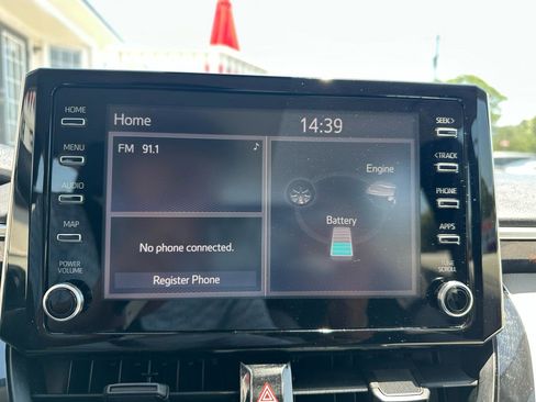 Used 2020 Toyota Corolla LE FWD image 14