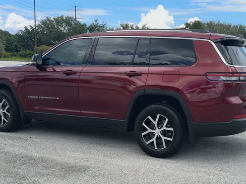 Certified 2023 Jeep Grand Cherokee L Limited w/ Trailer Tow Group (B) AWD/4WD image 6