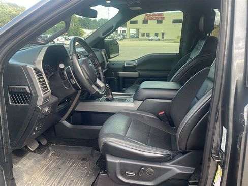 Used 2019 Ford F150 Raptor w/ Equipment Group 802A Luxury AWD/4WD image 9