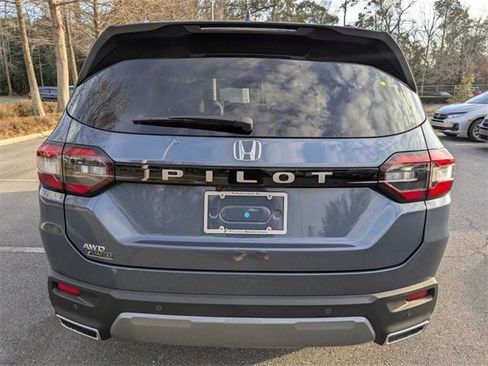 New 2026 Honda Pilot EX-L image 8