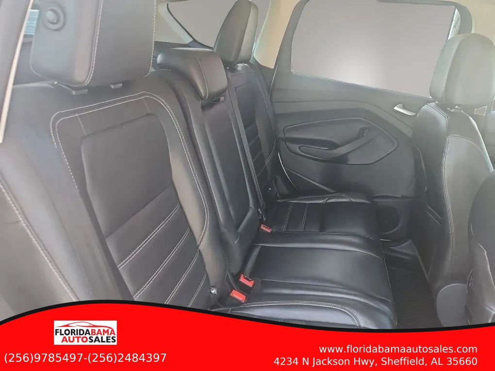Used 2017 Ford Escape Titanium FWD image 4