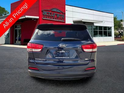 Used 2016 Kia Sorento FWD w/ LX Convenience Package