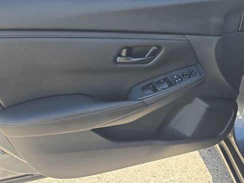 Certified 2025 Nissan Sentra S FWD image 17