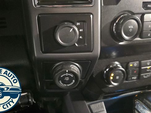 Used 2019 Ford F150 XLT w/ Equipment Group 302A Luxury image 17