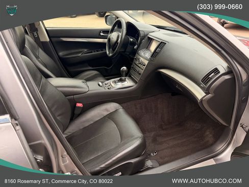 Used 2015 INFINITI Q40 AWD w/ Navigation Package image 9