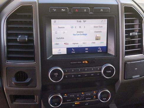 Used 2021 Ford Expedition XLT image 21