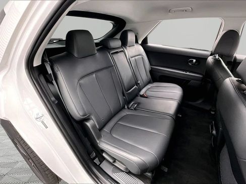 Used 2025 Hyundai Ioniq 5 SEL RWD image 27