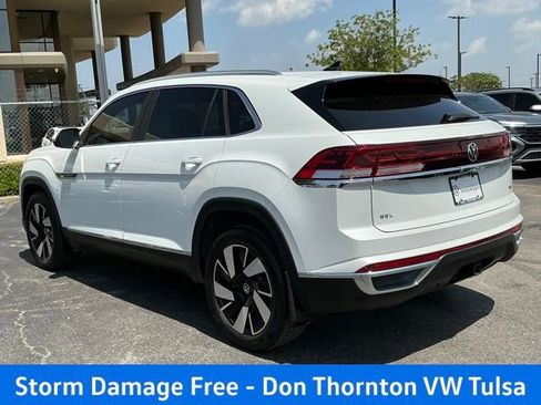 New 2026 Volkswagen Atlas Cross Sport SEL AWD/4WD image 5