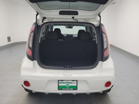 Used 2018 Kia Soul + FWD image 29