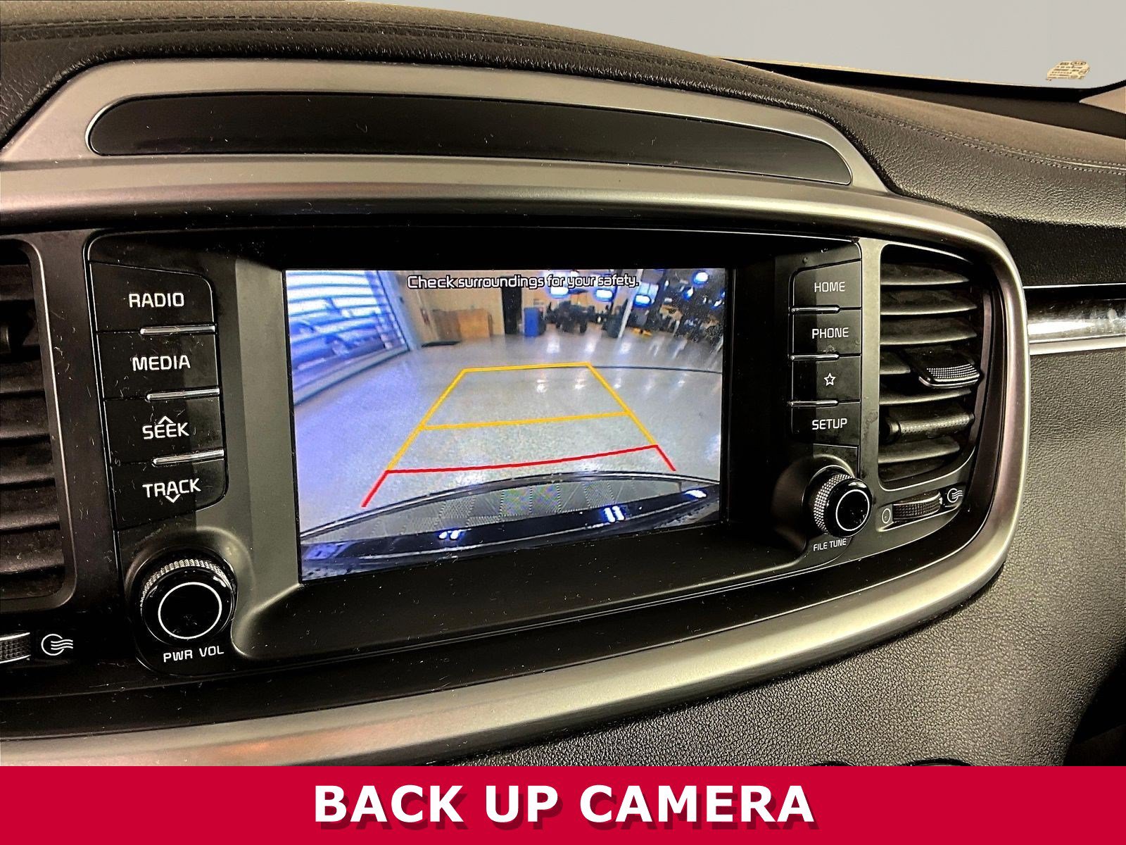 Used 2019 Kia Sorento FWD image 14