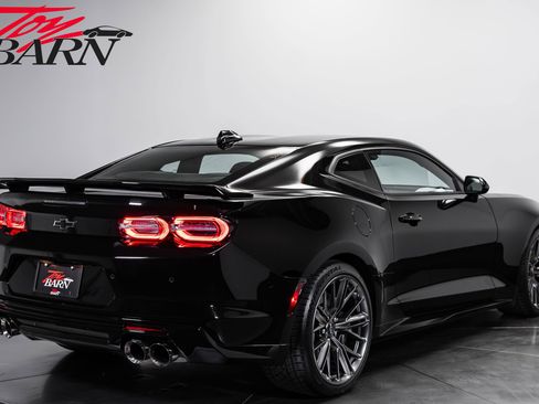 Used 2023 Chevrolet Camaro ZL1 RWD image 5