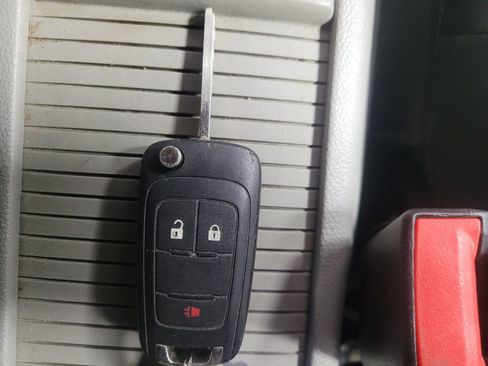 Used 2014 Buick Encore AWD image 32
