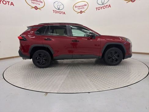 Used 2020 Toyota RAV4 LE w/ Carpet Mat Package FWD image 3