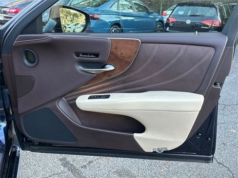 Used 2019 Lexus LS 500 500 Base image 14