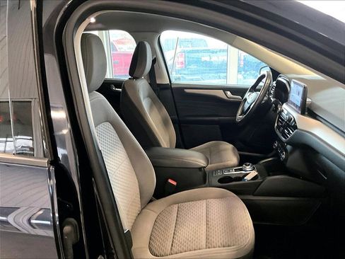 Used 2021 Ford Escape SE w/ Convenience Package image 11