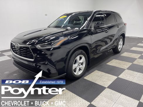 Used 2021 Toyota Highlander L image 1