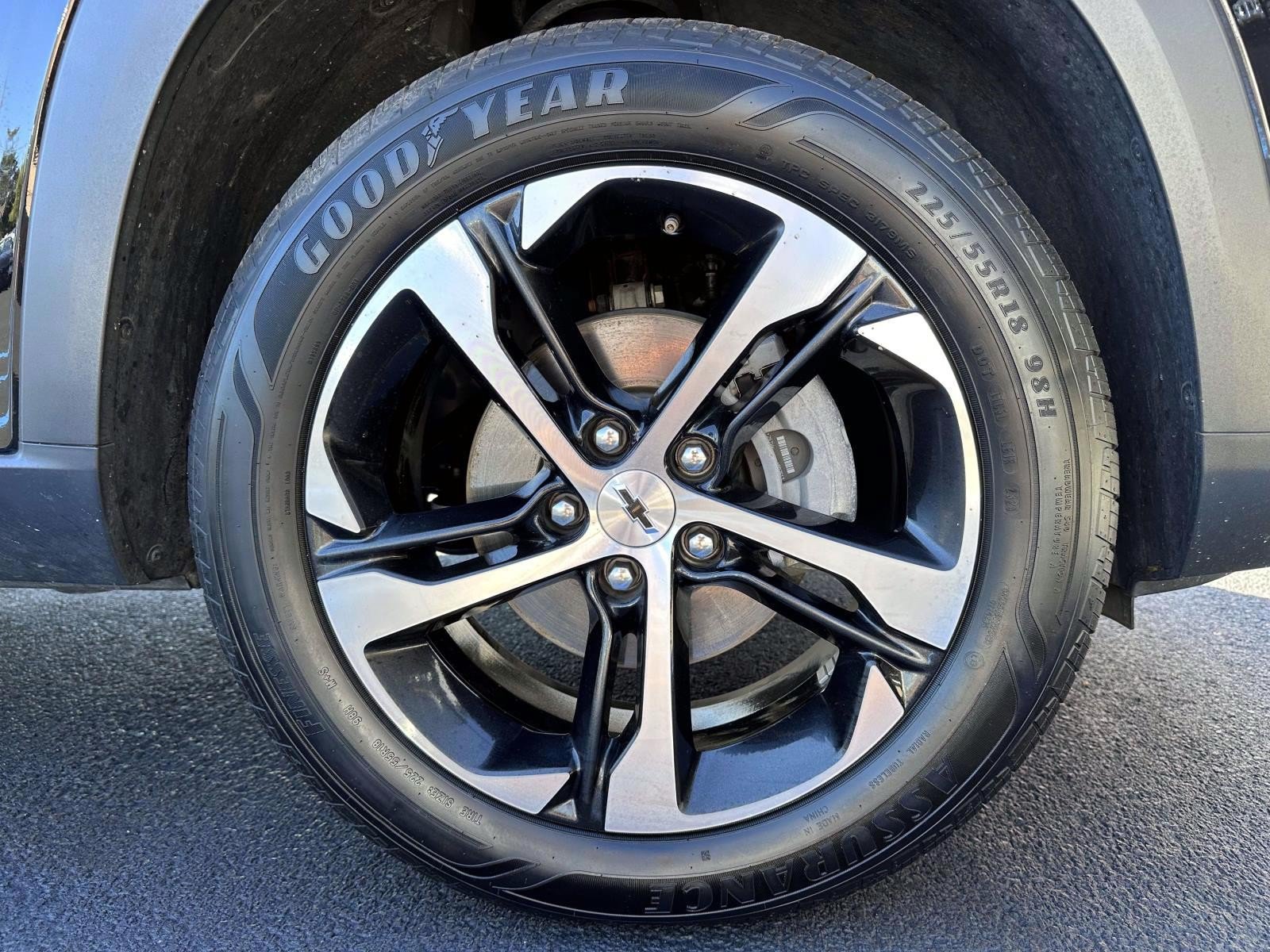 Used 2026 Chevrolet Trax RS w/ Driver Confidence Package FWD image 6