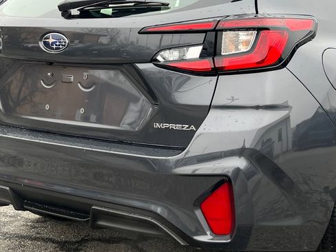 Used 2025 Subaru Impreza 2.0i Sport image 6