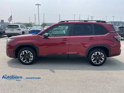 Used 2026 Subaru Forester Premium AWD/4WD image 2