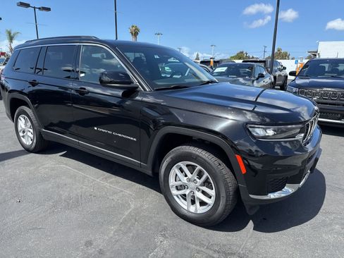 Used 2025 Jeep Grand Cherokee L Laredo RWD image 8