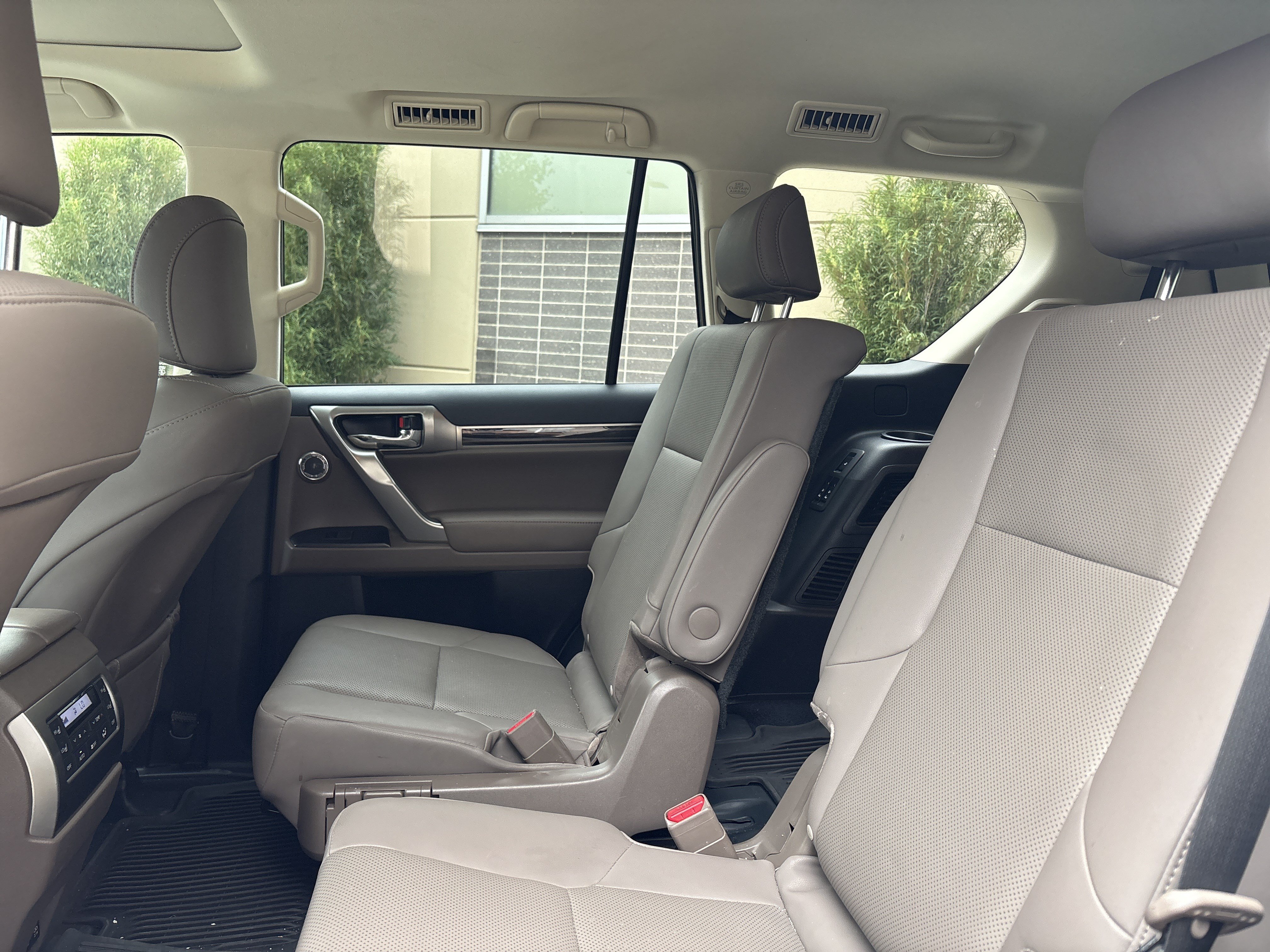 Used 2023 Lexus GX 460 Premium AWD/4WD image 31