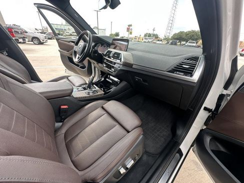 Used 2019 BMW X3 sDrive30i w/ Premium Package image 18