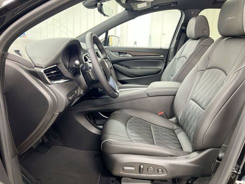 Used 2024 Buick Enclave Avenir AWD/4WD image 20
