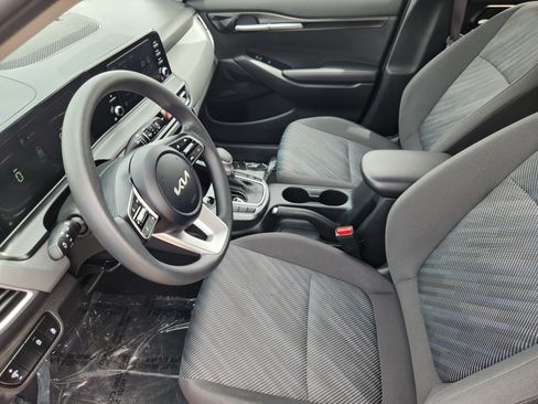 Used 2024 Kia Seltos LX AWD/4WD image 8