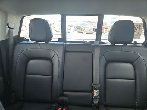 Used 2019 Chevrolet Colorado Z71 w/ Z71 Midnight Edition image 13