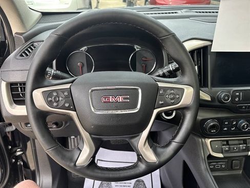 Used 2023 GMC Terrain Denali w/ Black Diamond Edition AWD/4WD image 5