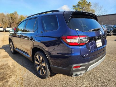 New 2025 Honda Pilot Elite image 4