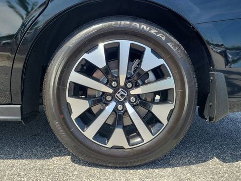 Certified 2026 Honda Odyssey EX-L image 7