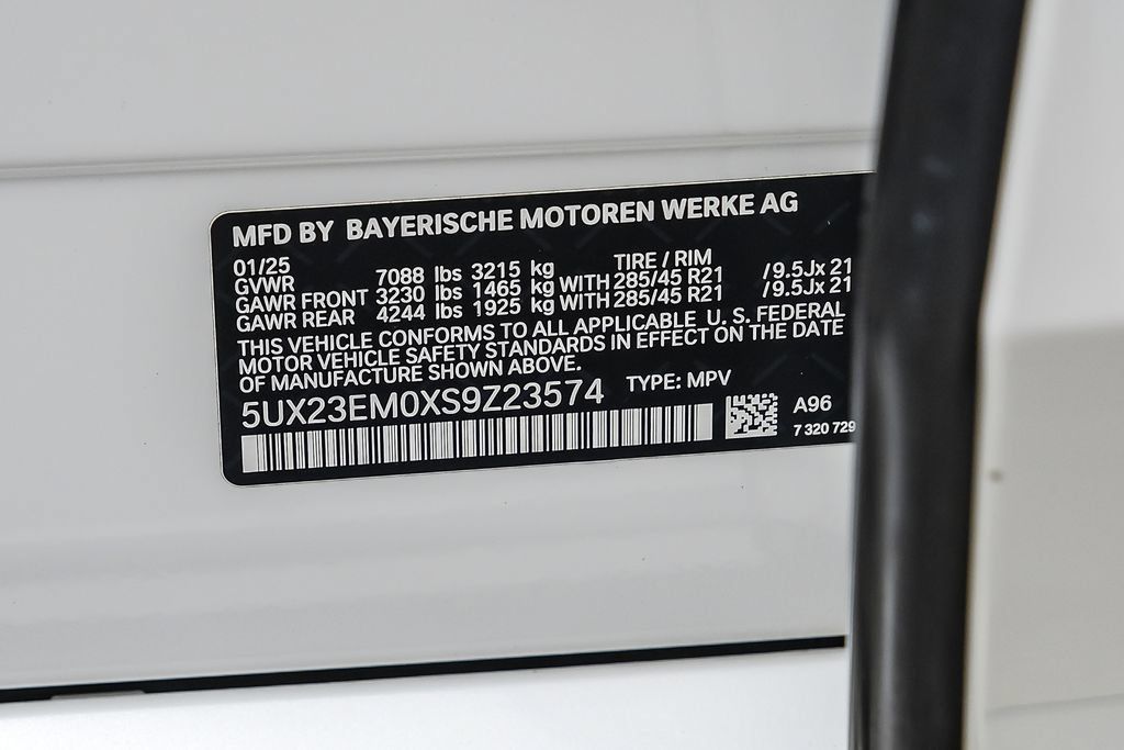 Used 2025 BMW X7 xDrive40i AWD/4WD image 71