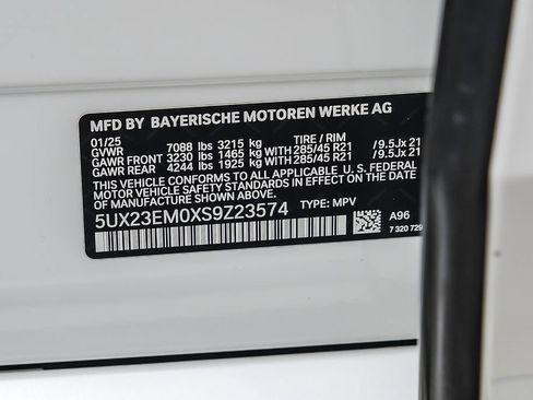 Used 2025 BMW X7 xDrive40i AWD/4WD image 71
