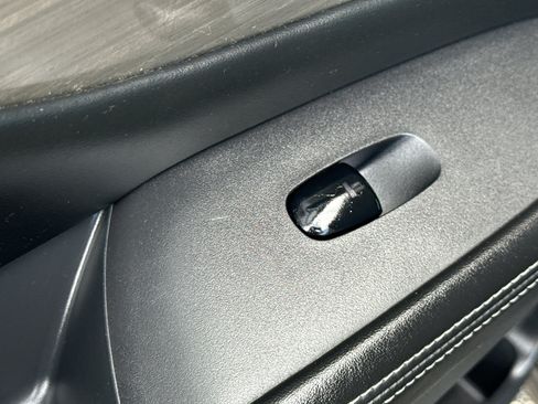 Used 2018 Nissan Murano SV AWD/4WD image 30