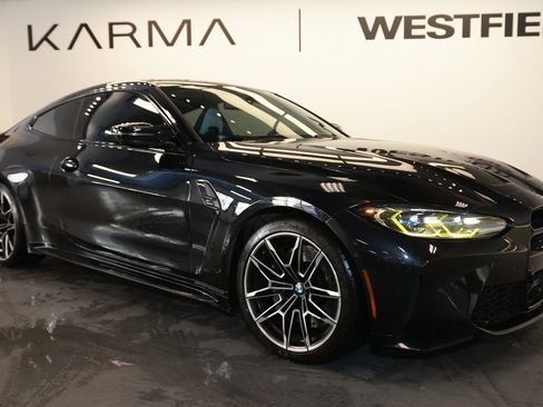 Used 2021 BMW M4 Competition w/ Executive Package image 9