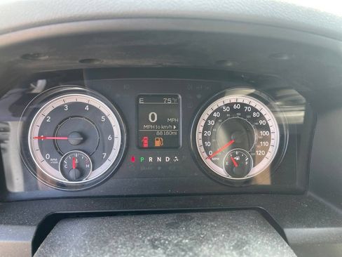 Used 2020 RAM 1500 Classic SLT AWD/4WD image 15