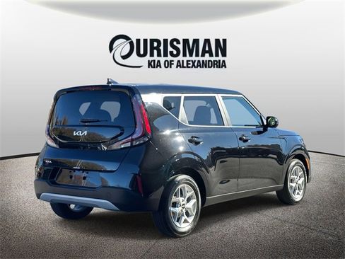 Certified 2023 Kia Soul S image 19