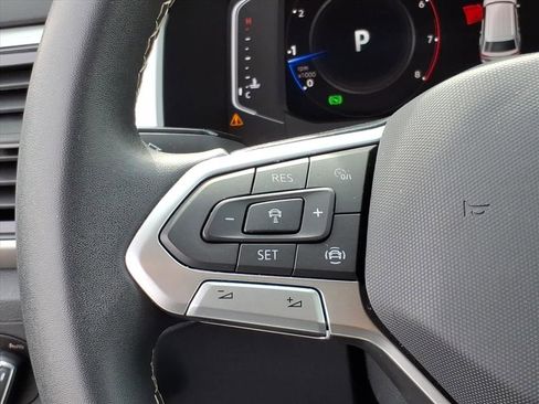 Used 2023 Volkswagen Atlas SE image 20