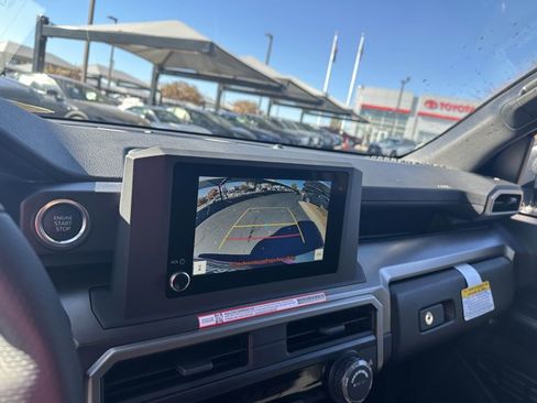 New 2025 Toyota 4Runner SR5 image 15