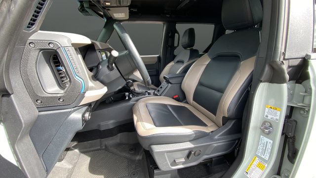 Used 2024 Ford Bronco Wildtrak AWD/4WD image 9