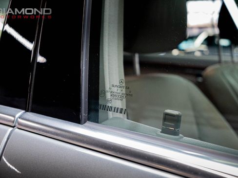 Used 2011 Mercedes-Benz S 550 image 38