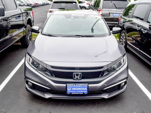 Used 2019 Honda Civic EX image 3