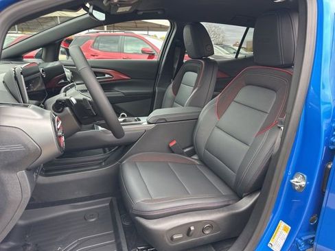 New 2026 Chevrolet Equinox EV RS image 9