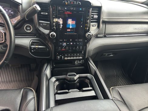 Used 2023 RAM 3500 Limited AWD/4WD image 17