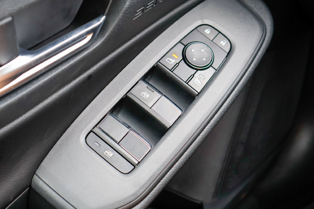 New 2027 Nissan Sentra SV w/ Floor Mat Package FWD image 14