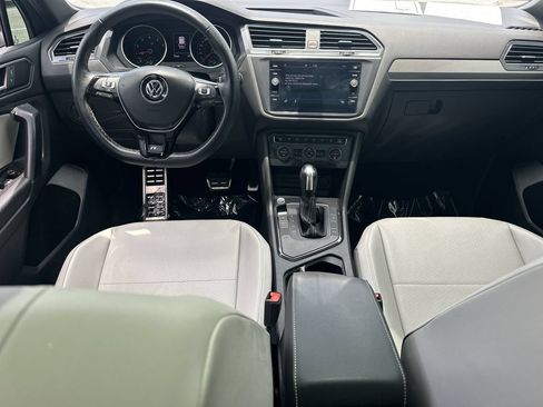 Used 2021 Volkswagen Tiguan SE R-Line FWD image 17