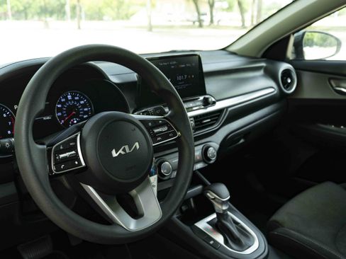 Used 2023 Kia Forte LXS FWD image 16