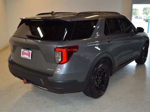 Used 2024 Ford Explorer Timberline w/ Timberline Technology Package AWD/4WD image 3